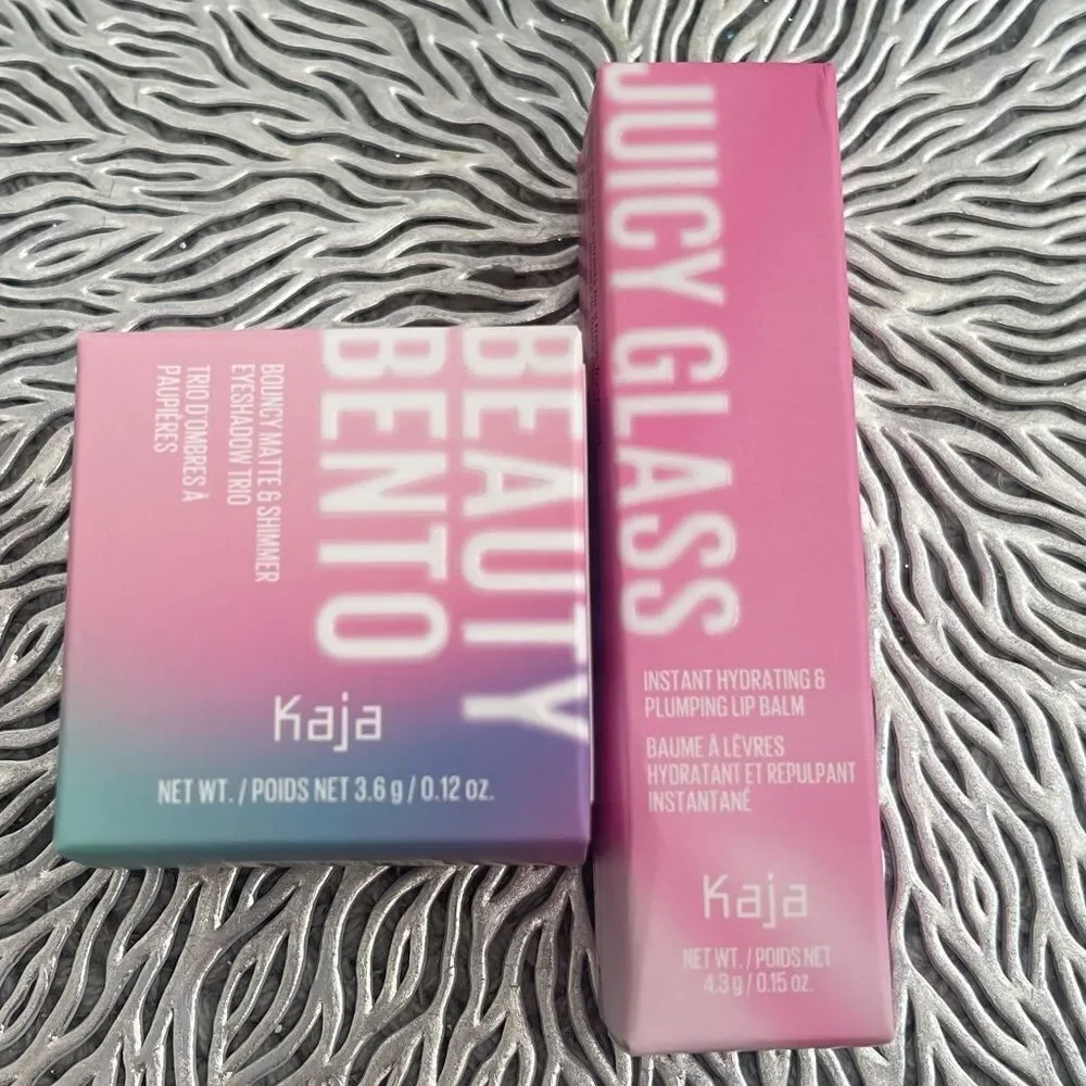 New Beauty  Stacked Eyeshadow Trio and Instant Hydrating & Plumping LipBalm set